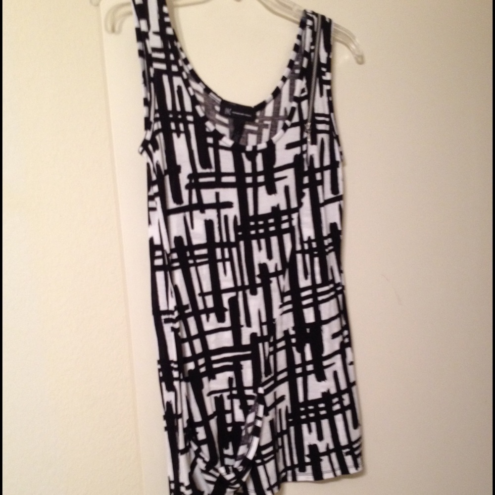 INC International Concepts Black and White Tunic Top
